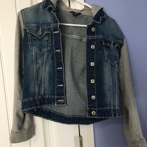 Grey/blue crop denim blue jean jacket! Hooded! S/M